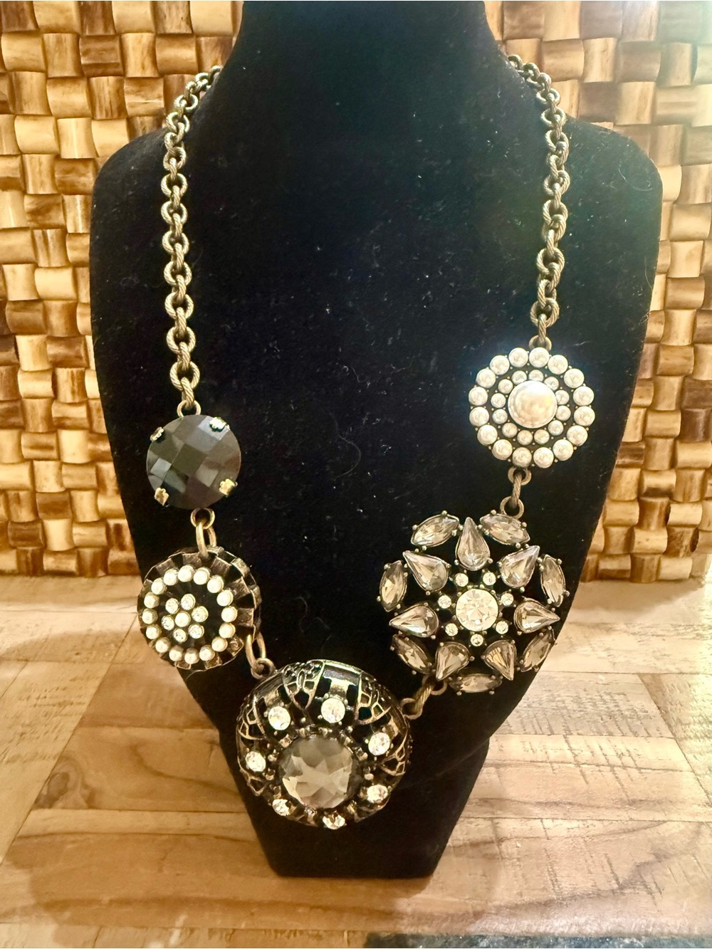 🇨🇦 VNTG Lia Sophia "Curio" Statement Bib Necklace Goth Victorian Brass